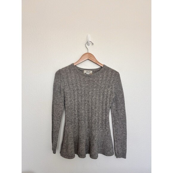 PLY Cashmere Sweater Women’s Size S Gray Cable Knit Fitted Pullover Peplum Soft - Picture 1 of 5
